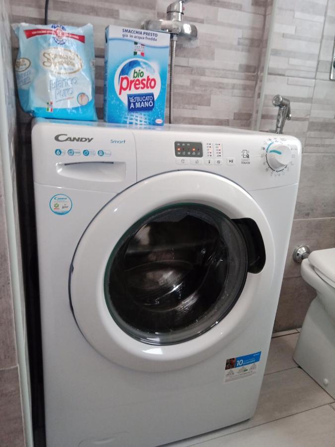 "House Of Lella" Appartamento 2 Camere Da Letto Mediolan Zewnętrze zdjęcie